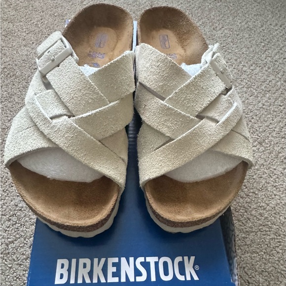 Birkenstock Shoes - Birkenstock Lugano Sandals in Antique White Size 37 (7.5 to 8)